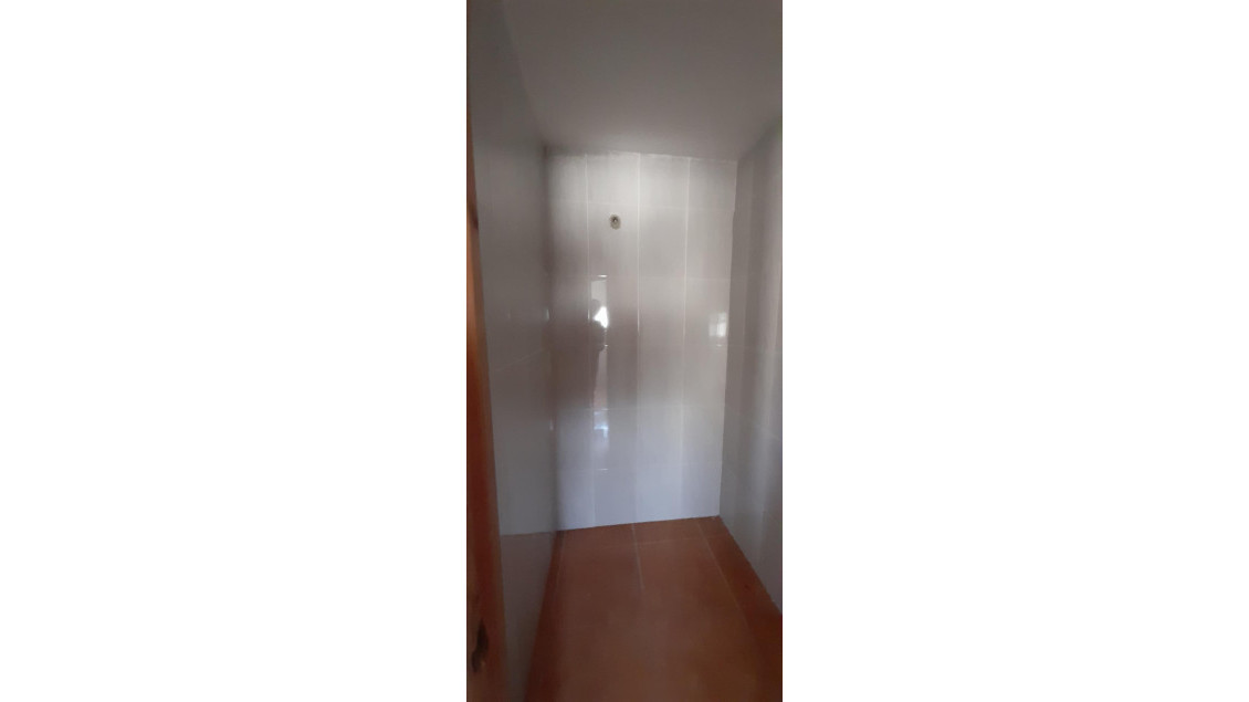 Revente - Nave industrial - Elche - Carrus