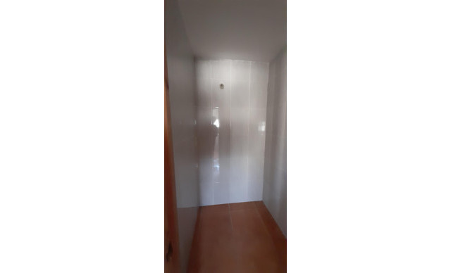 Revente - Nave industrial - Elche - Carrus