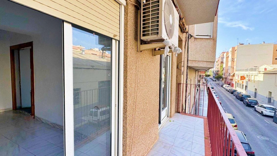 Alquiler a largo plazo - Piso - Elche - Plaza Crevillente-Juzgados