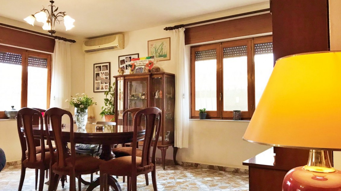 Sale - Casa de Pueblo - Orihuela - La Aparecida