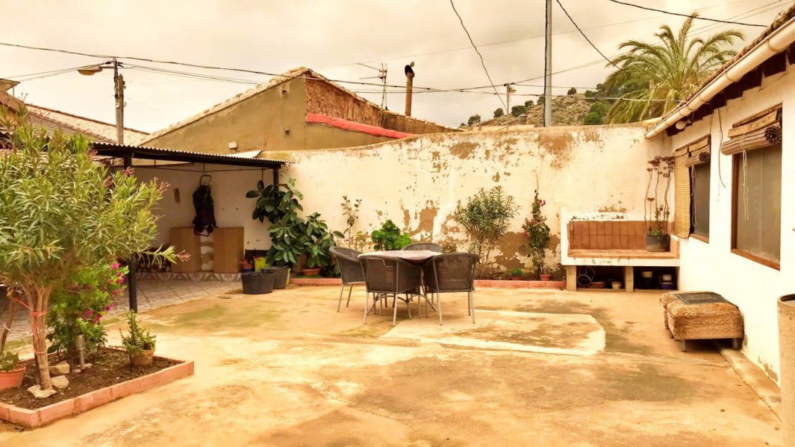 Sale - Casa de Pueblo - Orihuela - La Aparecida